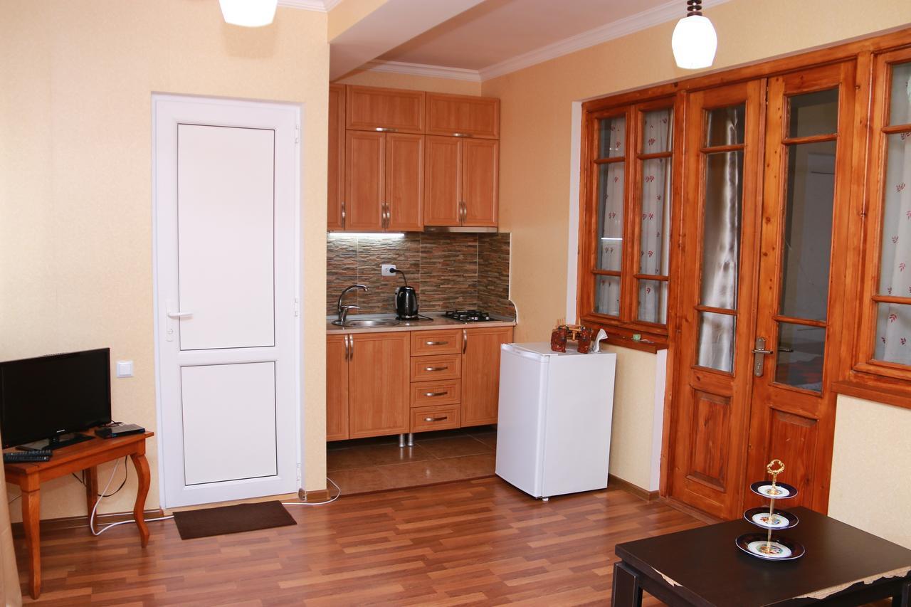 Apartment Nino Botanical Tbilisi Exterior foto
